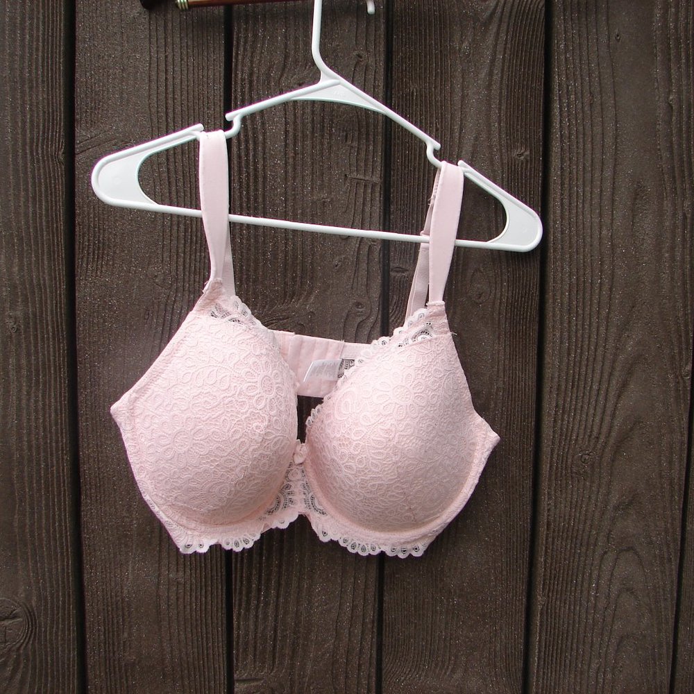Kathy Ireland Intimates Bra 40C